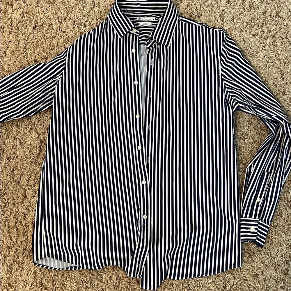 Zara Men's Blue and White Striped Shirt